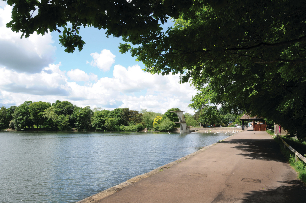 Redlands Grove New Homes in Wanborough for Sale, New Build Houses